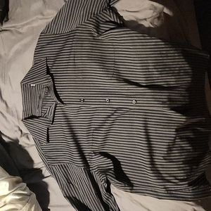 Geoffrey Beene large black and grey button down shirt